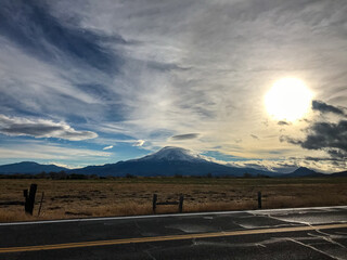 Fototapeta na wymiar View of Mount Shasta in the winter time