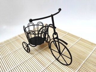 Black miniature bicycle metal plant stand for succulents and flowers, indoor, outdoor garden decor.