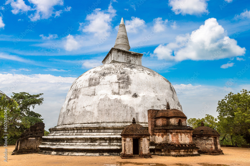 Sticker kiri vehera in polonnaruwa