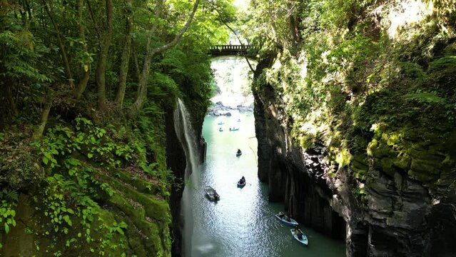 高千穂峡　日本の滝百選　真名井滝