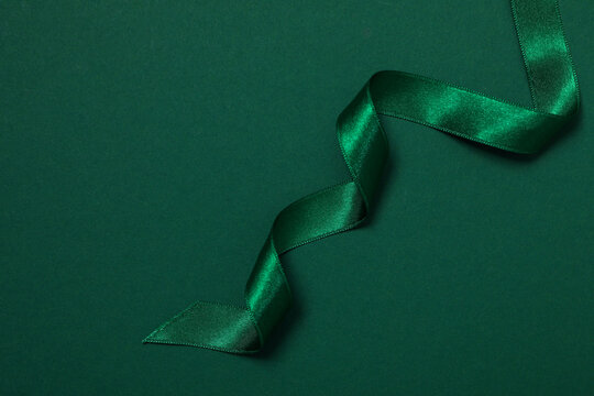 Green Ribbon Background Images – Browse 7,490,359 Stock Photos, Vectors,  and Video