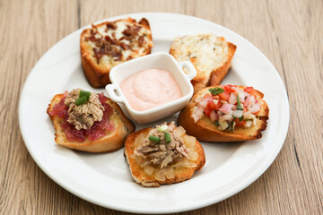 5 kinds of bruschetta served with Belgian Andalouse sauce