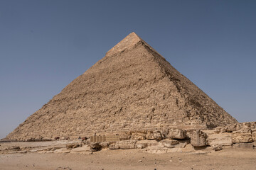 Fototapeta na wymiar Vista panorámica de las Pirámides de Guiza con el desierto de arena. Egipto