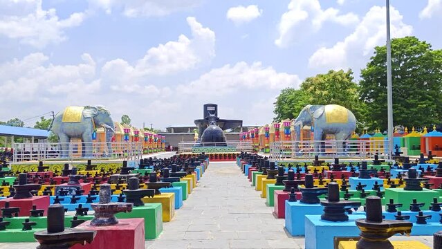 Kolar, India 21st May 2023: Kotilingeshwara Temple in the village of Kammasandra. Verity of Shivlings or Shivalinga's. The temple has one of the largest Shiva lings of the world. Mahadev shrines. 