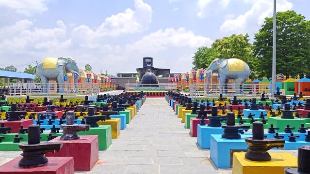 Kolar, India 21st May 2023: Kotilingeshwara Temple in the village of Kammasandra. Verity of Shivlings or Shivalinga's. The temple has one of the largest Shiva lings of the world. Mahadev shrines. 