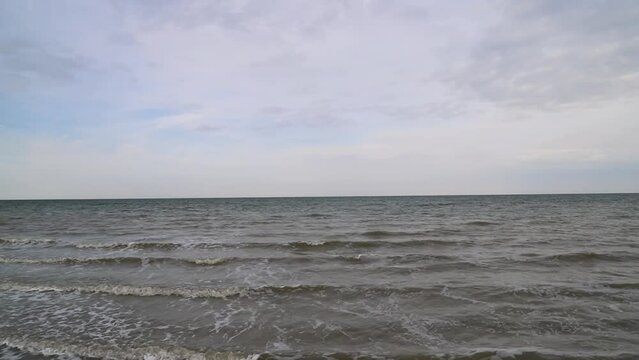 The waves of the Aral Sea