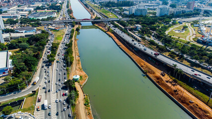 Marginal Pinheiros em São Paulo - SP - Brasil captada do alto. 
