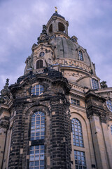 Fototapeta premium Evening view of the Frauenkirche in Dresden with a nicely coloured sky after rain