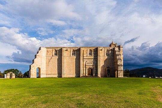 Ex-Convento de Santo Domingo Yanhuitl&aacute;n, Oaxaca.