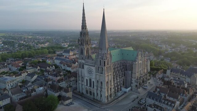 video drone cath&eacute;drale notre dame de Chartres france europe