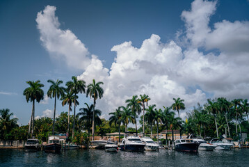 Fototapeta na wymiar boats in the bay marina river miami Florida 