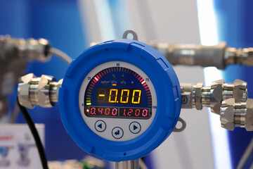 LED readout digital pressure gauge meter