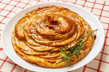 焼きたてアップルパイ　Apple pie