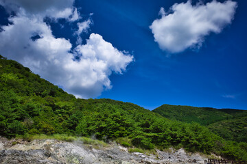 長崎市島原で訪れた源泉が噴き出す景色