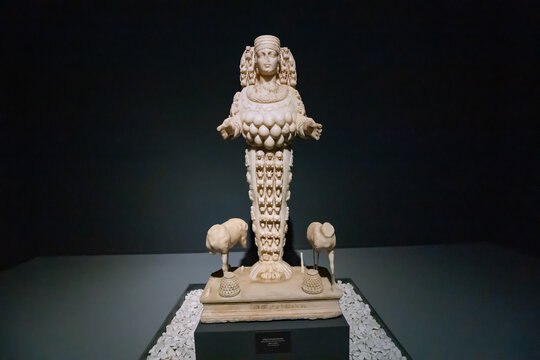 21 January 2023, Selcuk, Turkey: Ancient greek statue of artemis in the Ephesus Museum