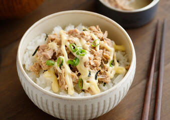 ツナマヨごはん