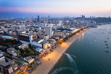 Obraz premium Aerial view of Central Pattaya beach in Chonburi, Thailand