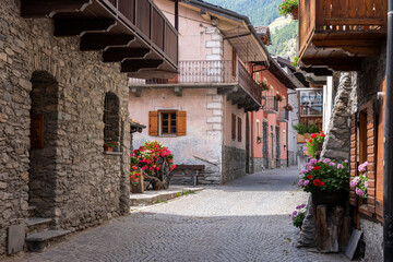 Fototapeta na wymiar view of the small village of Etroubles, Valle d'Aosta, Italy