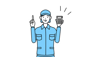 電卓を持って指さす帽子と作業着姿のシニア女性（経営者、管理職、上司）