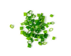 Green Onion Cuts Isolated, Scattered Fresh Chive Pile, Chopped Green Leek, Scallion Greens Pieces Chopped - obrazy, fototapety, plakaty