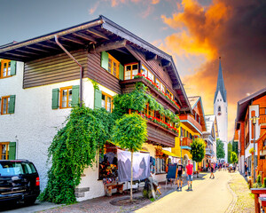 Fototapeta na wymiar Altstadt, Oberstdorf, Bayern, Deutschland 