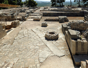 La cour intérieure de l'aile nord du palais de Phaistos près de Mirès en Crète