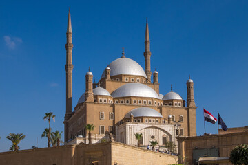Fototapeta na wymiar Mezquita Mohamed Ali en el interior de la Ciudadela de El Cairo, Egipto