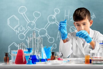 Fototapeta premium Chemistry student hold scientific material and do experiments