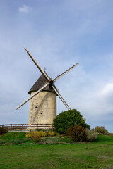 Fototapeta na wymiar windmill in the countryside