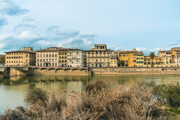 Fototapeta na wymiar Beautiful view of Florence city and Arno River
