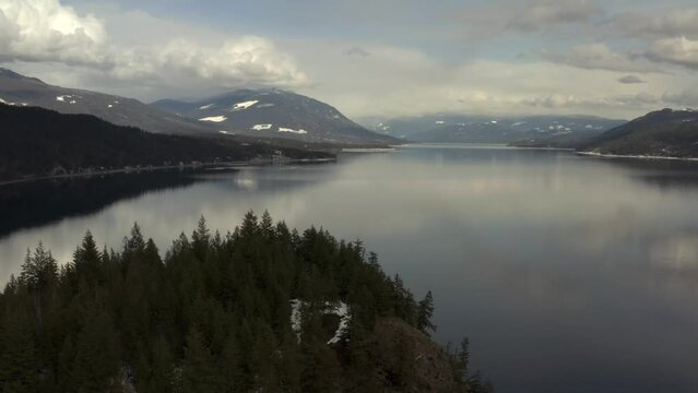 Copper Island Tranquility: Aerial Perspectives of Shuswap Lake's Calm Waters and Serene Atmosphere
