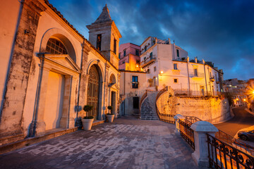Ragusa, Sicily, Italy. Cityscape image of historical town Ragusa, Sicily with the St. Mary of the Stair church (Santa Maria delle Scale) at sunset. - obrazy, fototapety, plakaty
