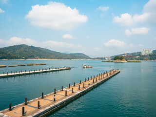 Fototapeta na wymiar beatuful lake view at Sun Moon Lake, Taiwan.