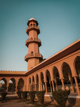 eidgah mosque (masjid) rani bagh hyderabad sindh pakistan