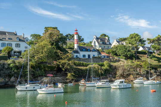 Picturesque harbor of Doeland in French Brittany