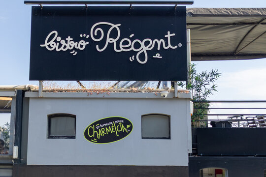 Bistro regent French Bar restaurant sign text and logo brand on terrace panel signroad