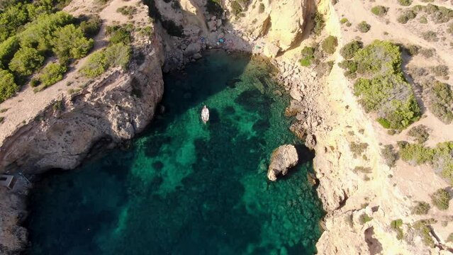 Ibiza Cala Llentia, preciosa playa a vista de drone