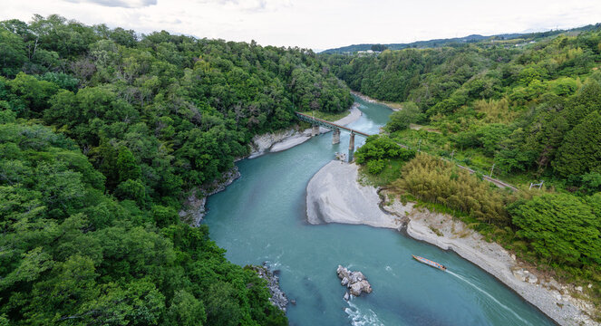 天竜川」の写真素材 | 2,272件の無料イラスト画像 | Adobe Stock