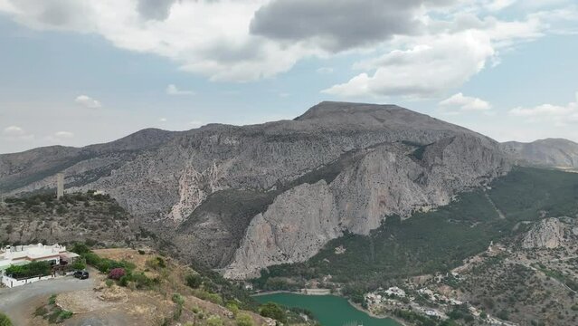 sierra de la Huma en el paraje Natural del Desfiladero de los Gaitanes, Andaluc&iacute;a