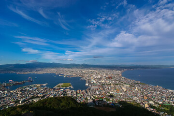 Fototapeta na wymiar 9月の空、函館山山頂から