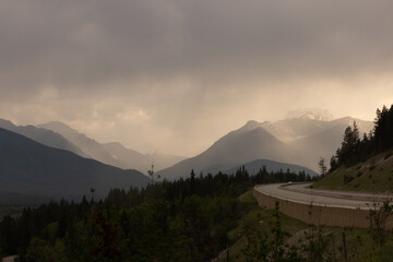 Obraz premium sunset in the mountains