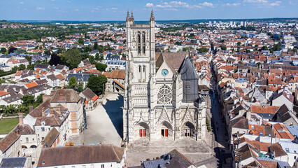 Aerial view of the Saint Etienne cathedral of Meaux, a roman catholic church in the department of Seine et Marne near Paris, France - obrazy, fototapety, plakaty