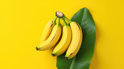 Bananen mit einem Bananenblatt auf gelben Hintergrund. Minimalistisches Sommerkonzept. Vintagestil (Generative AI) - obrazy, fototapety, plakaty
