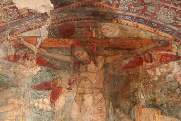 Cristo crocifisso; particolare di affresco nel monastero di San Pietro in Lamosa (Brescia)