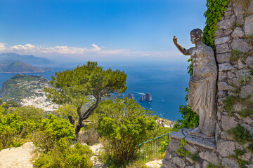 Capri, wyspa w zatoce Neapolitańskiej © Grzegorz