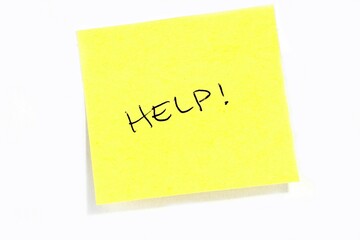 Sticky post it note with "Help" wording.