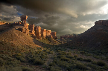 Canyon towers on light of rising sun