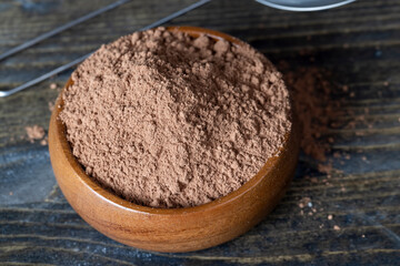 crumbly powder from cocoa beans
