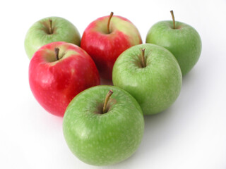 fresh crunchy apples ready to eat!