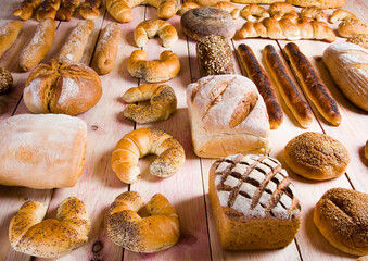 Bread is one of the basic kinds of food in Europen countries.